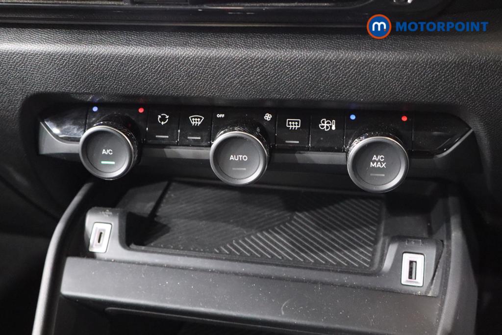 Citroen C4 Sense Manual Petrol Hatchback - Stock Number (1545041) - 4th supplementary image