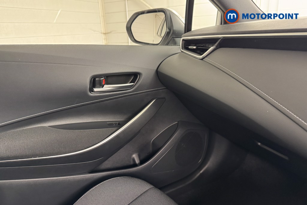 Toyota Corolla Icon Automatic Petrol-Electric Hybrid Estate - Stock Number (1545188) - 12th supplementary image