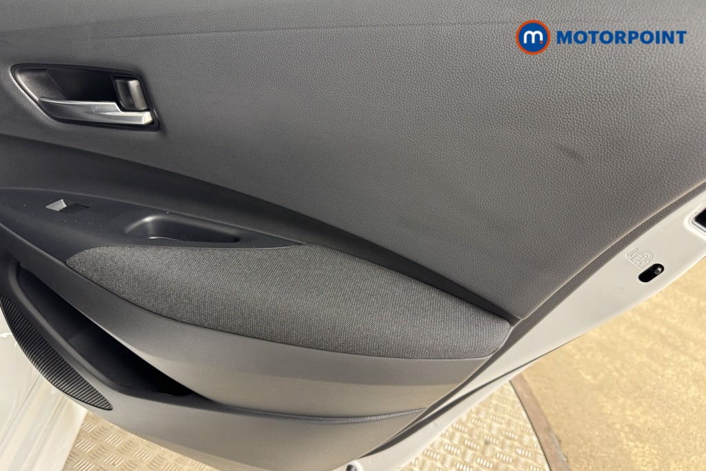 Toyota Corolla Icon Automatic Petrol-Electric Hybrid Estate - Stock Number (1545188) - 16th supplementary image