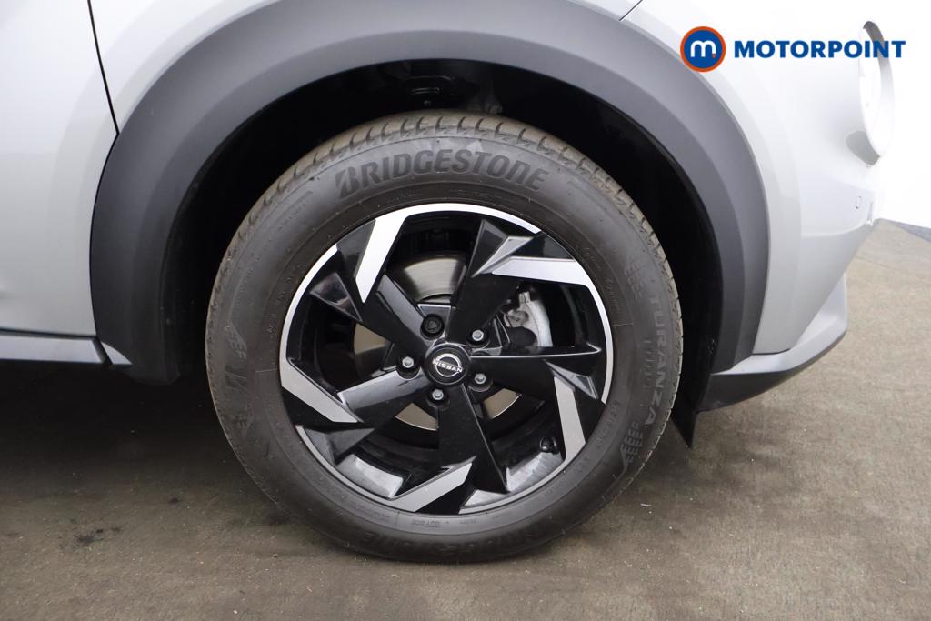 Nissan Juke N-Connecta Automatic Petrol SUV - Stock Number (1545550) - 14th supplementary image
