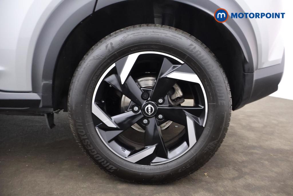 Nissan Juke N-Connecta Automatic Petrol SUV - Stock Number (1545550) - 21st supplementary image