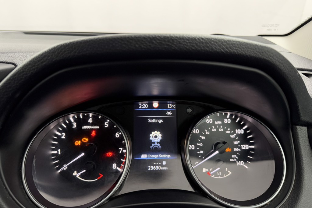 Nissan Qashqai Acenta Premium Manual Petrol SUV - Stock Number (1546549) - 5th supplementary image
