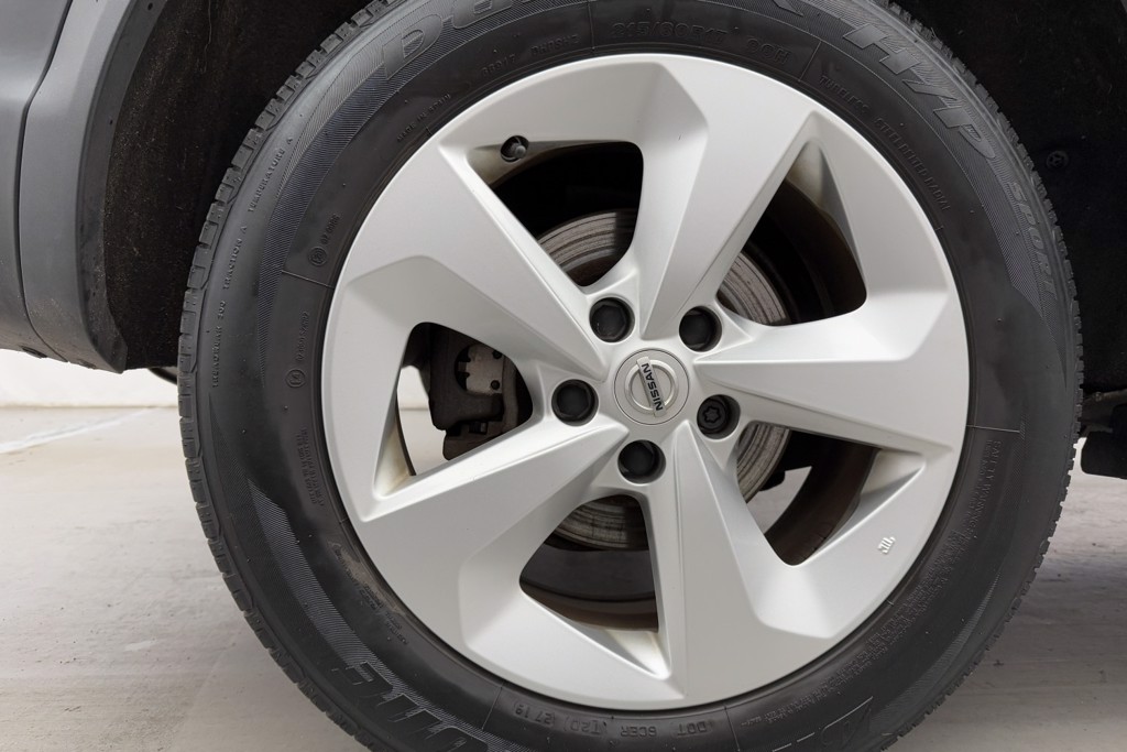 Nissan Qashqai Acenta Premium Manual Petrol SUV - Stock Number (1546549) - 21st supplementary image