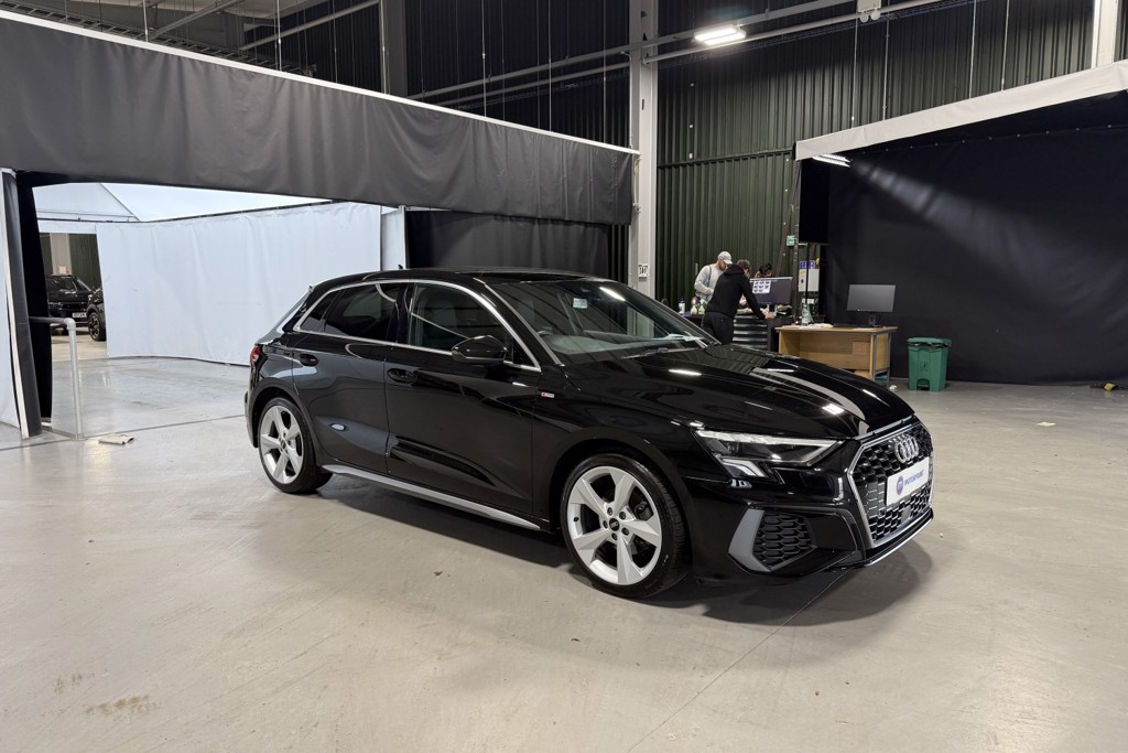 Audi A3 S Line Manual Petrol Hatchback - Stock Number (1546573) - Drivers side front corner