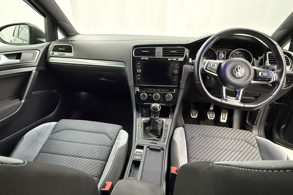Volkswagen Golf R-Line Manual Petrol Hatchback - Stock Number (1546638) - 2nd supplementary image