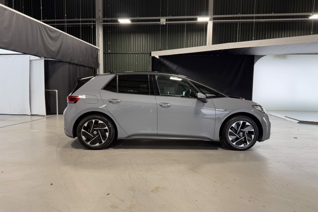 Volkswagen Id.3 Family Pro Automatic Electric Hatchback - Stock Number (1546661) - Drivers side