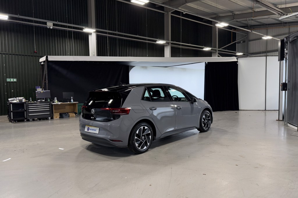 Volkswagen Id.3 Family Pro Automatic Electric Hatchback - Stock Number (1546661) - Drivers side rear corner