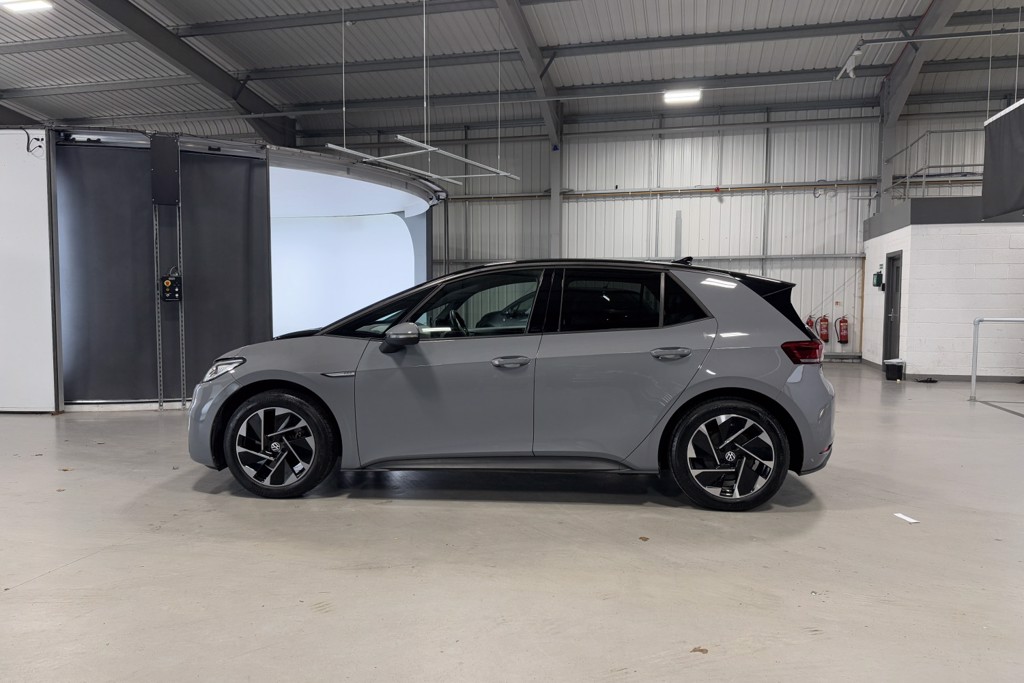 Volkswagen Id.3 Family Pro Automatic Electric Hatchback - Stock Number (1546661) - Passenger side