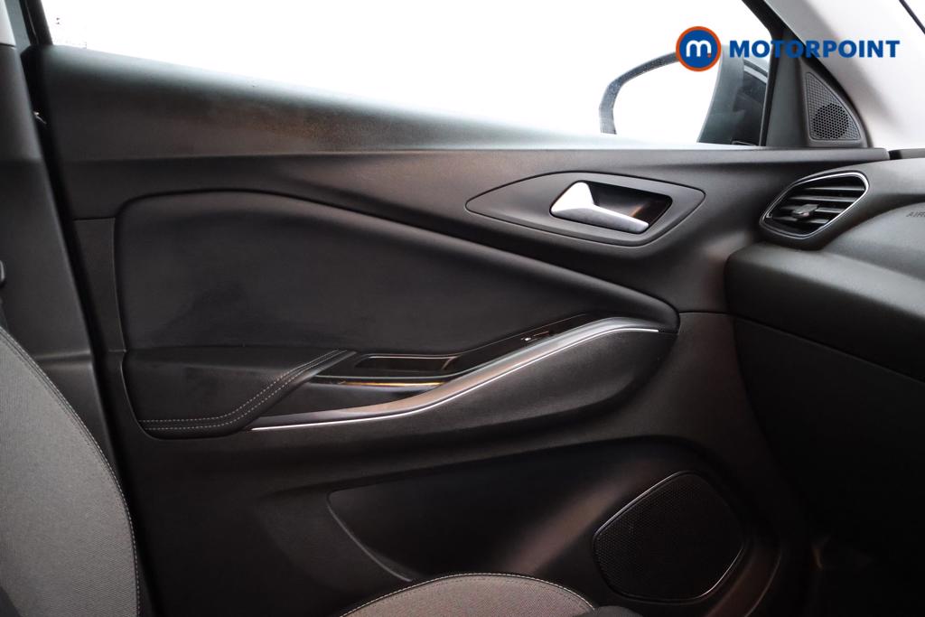 Vauxhall Grandland X Sport Nav Manual Petrol SUV - Stock Number (1546772) - 7th supplementary image