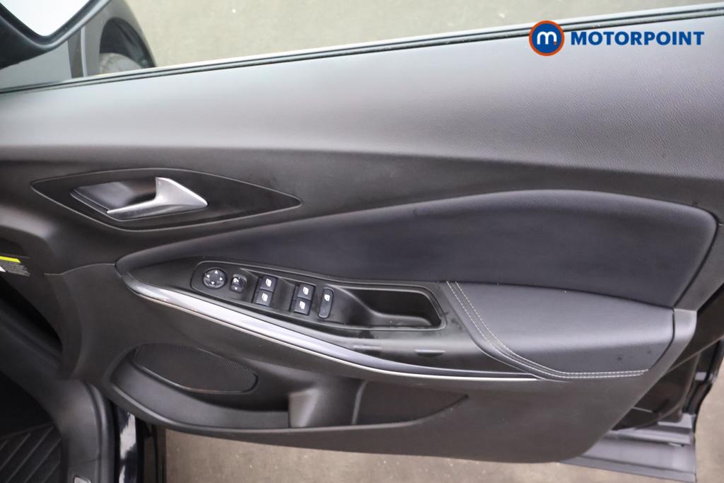 Vauxhall Grandland X Sport Nav Manual Petrol SUV - Stock Number (1546772) - 9th supplementary image