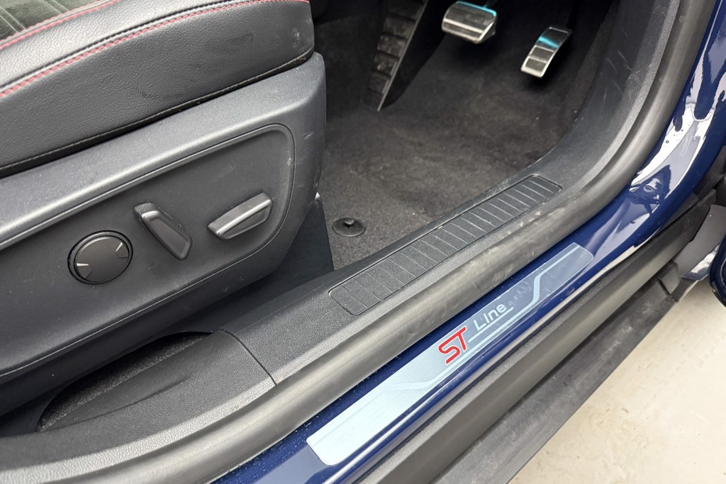 Ford Kuga St-Line X Edition Automatic Petrol Plug-In Hybrid SUV - Stock Number (1546868) - 24th supplementary image