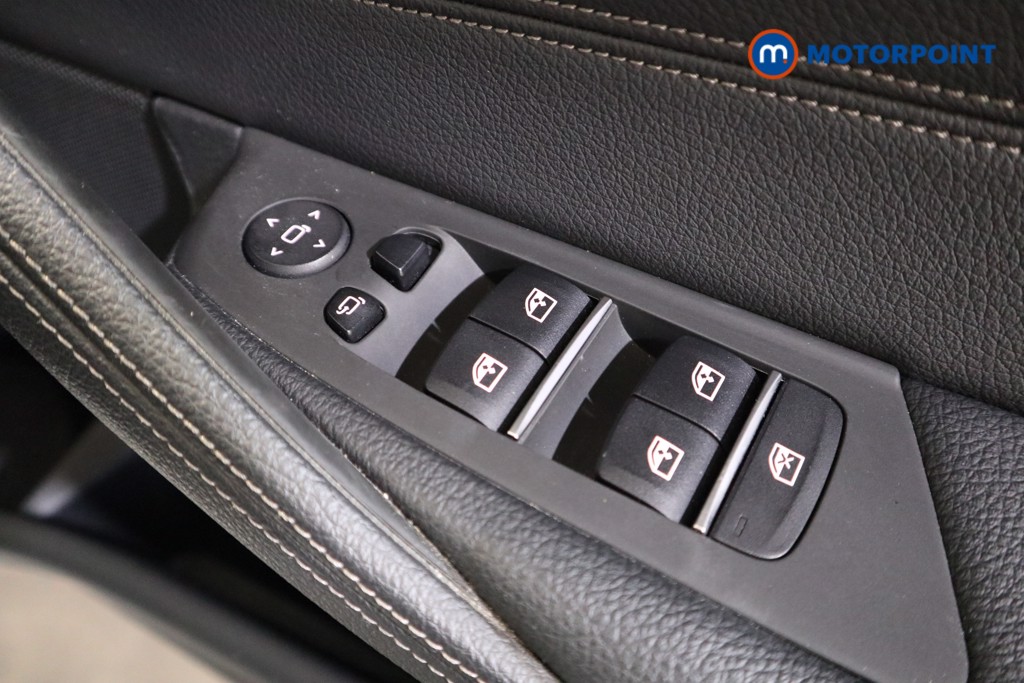 BMW 5 Series M Sport Automatic Petrol Plug-In Hybrid Estate - Stock Number (1546932) - 14th supplementary image