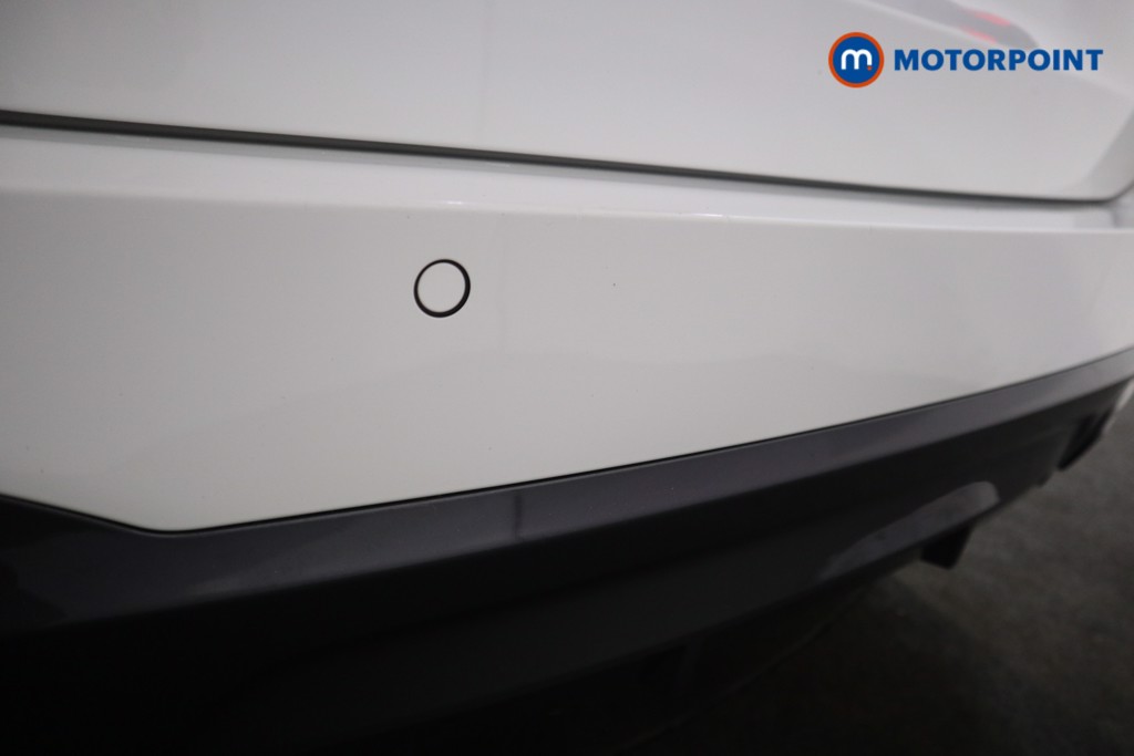 BMW 5 Series M Sport Automatic Petrol Plug-In Hybrid Estate - Stock Number (1546932) - 25th supplementary image