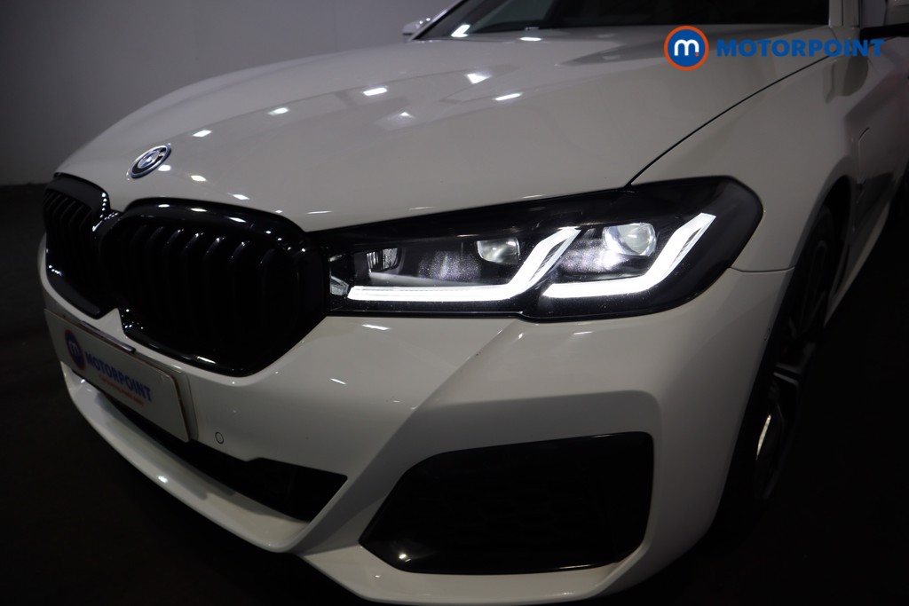 BMW 5 Series M Sport Automatic Petrol Plug-In Hybrid Estate - Stock Number (1546932) - 31st supplementary image