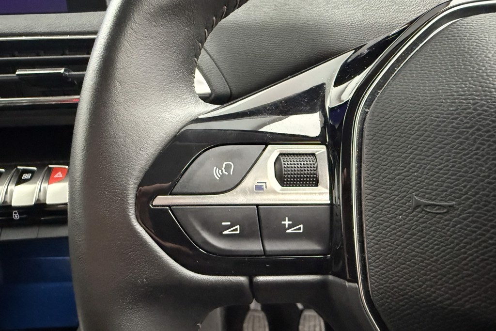 Peugeot 3008 Active Premium Manual Petrol SUV - Stock Number (1547063) - 3rd supplementary image