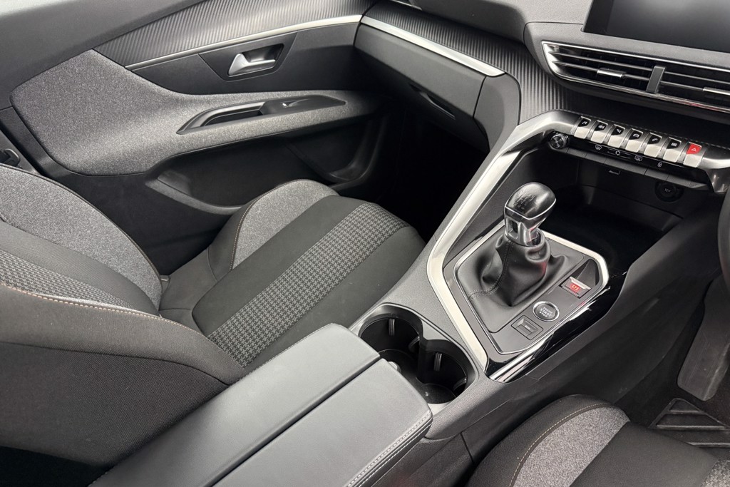Peugeot 3008 Active Premium Manual Petrol SUV - Stock Number (1547063) - 13th supplementary image