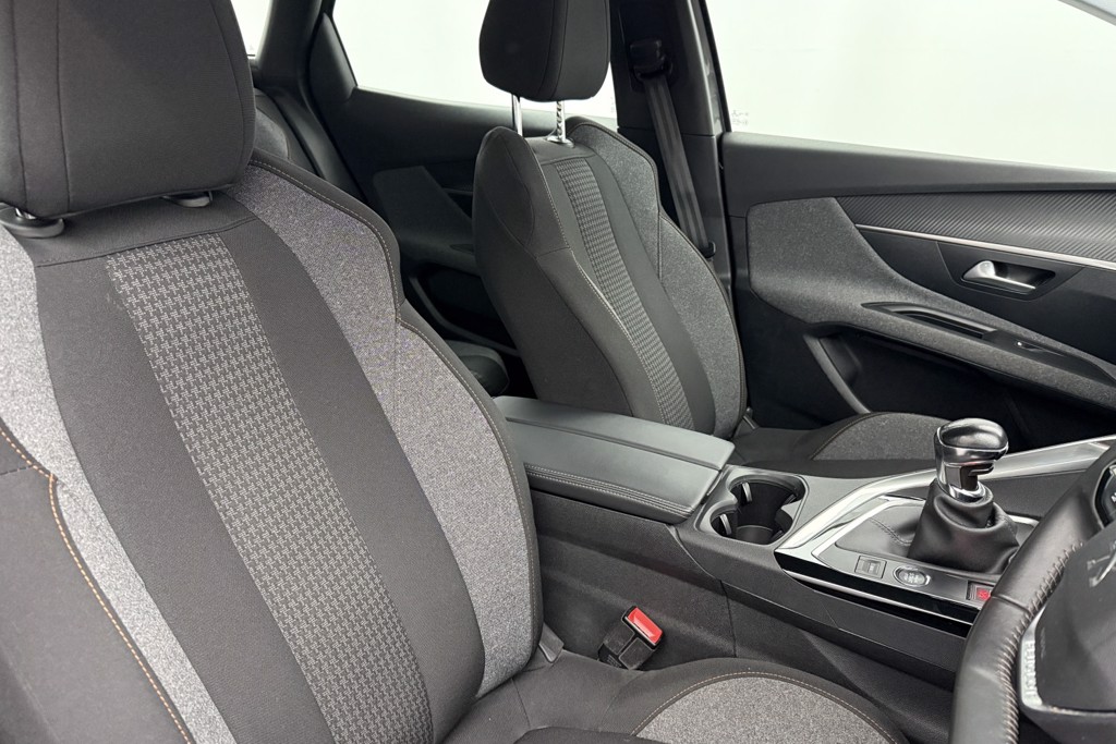Peugeot 3008 Active Premium Manual Petrol SUV - Stock Number (1547063) - 16th supplementary image