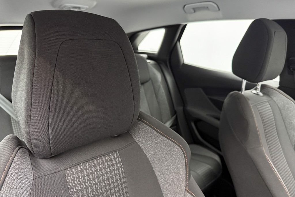 Peugeot 3008 Active Premium Manual Petrol SUV - Stock Number (1547063) - 17th supplementary image