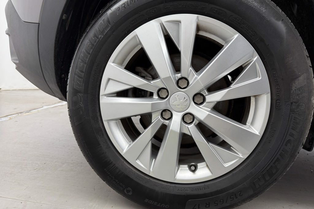 Peugeot 3008 Active Premium Manual Petrol SUV - Stock Number (1547063) - 27th supplementary image