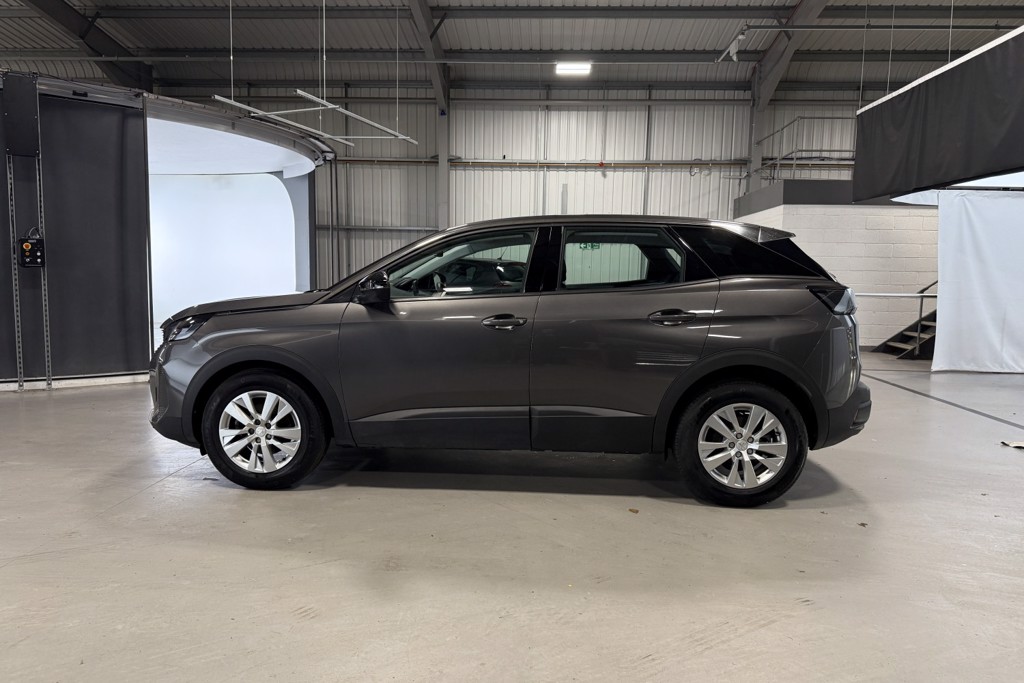 Peugeot 3008 Active Premium Manual Petrol SUV - Stock Number (1547063) - Passenger side