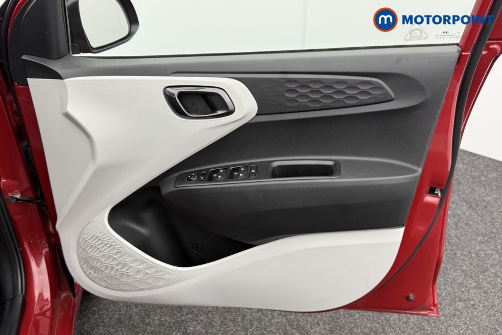Hyundai I10 Premium Automatic Petrol Hatchback - Stock Number (1547305) - 13th supplementary image