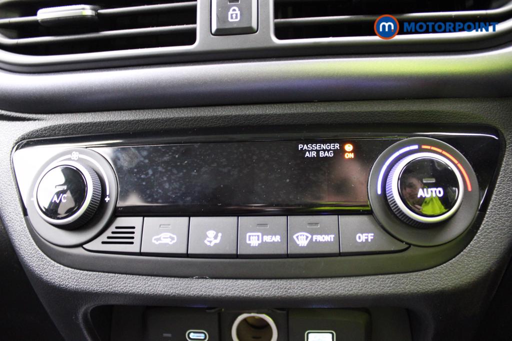 Hyundai I10 Premium Automatic Petrol Hatchback - Stock Number (1547314) - 11th supplementary image