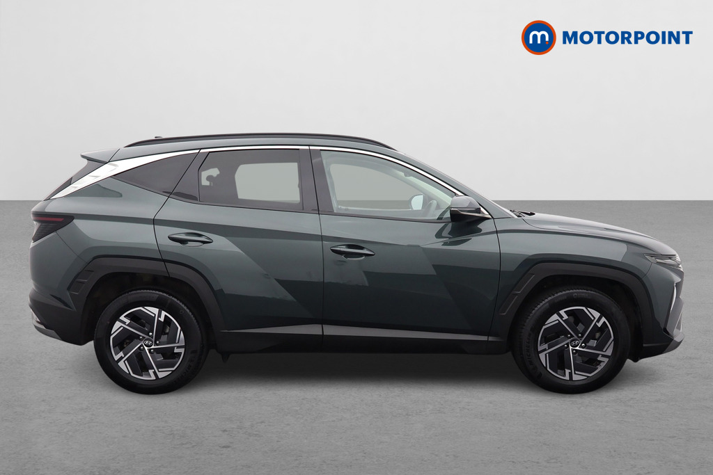 Hyundai Tucson Advance Manual Petrol SUV - Stock Number (1547501) - Drivers side