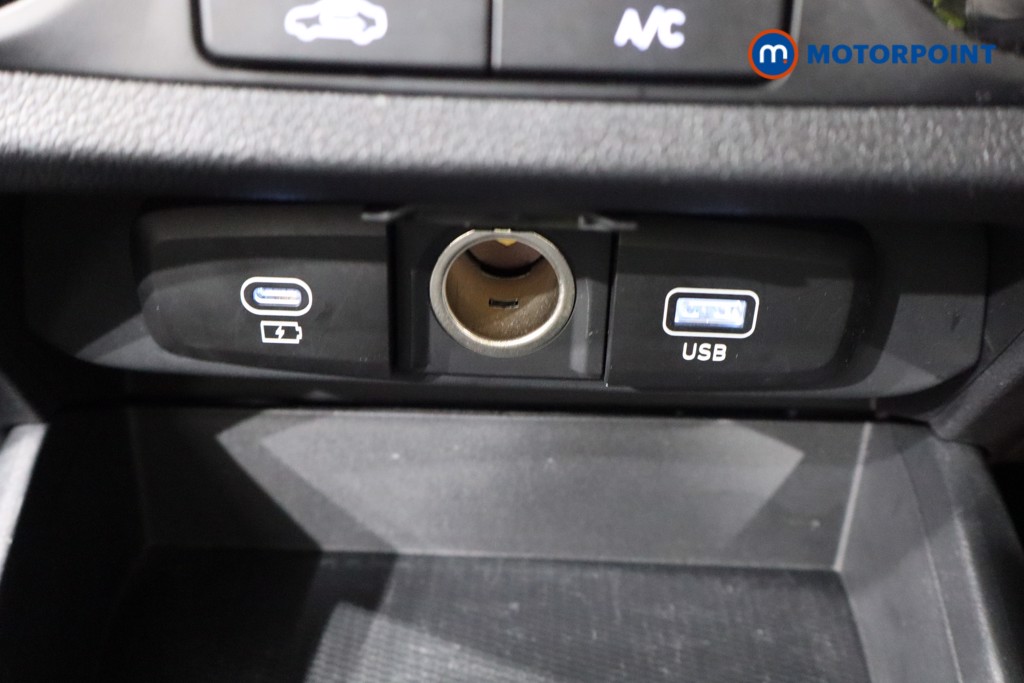Hyundai I10 Advance Automatic Petrol Hatchback - Stock Number (1547543) - 14th supplementary image