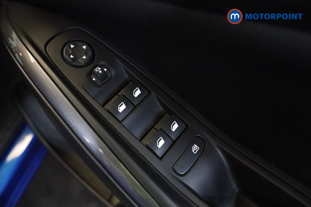 Vauxhall Grandland X Griffin Manual Diesel SUV - Stock Number (1547587) - 7th supplementary image