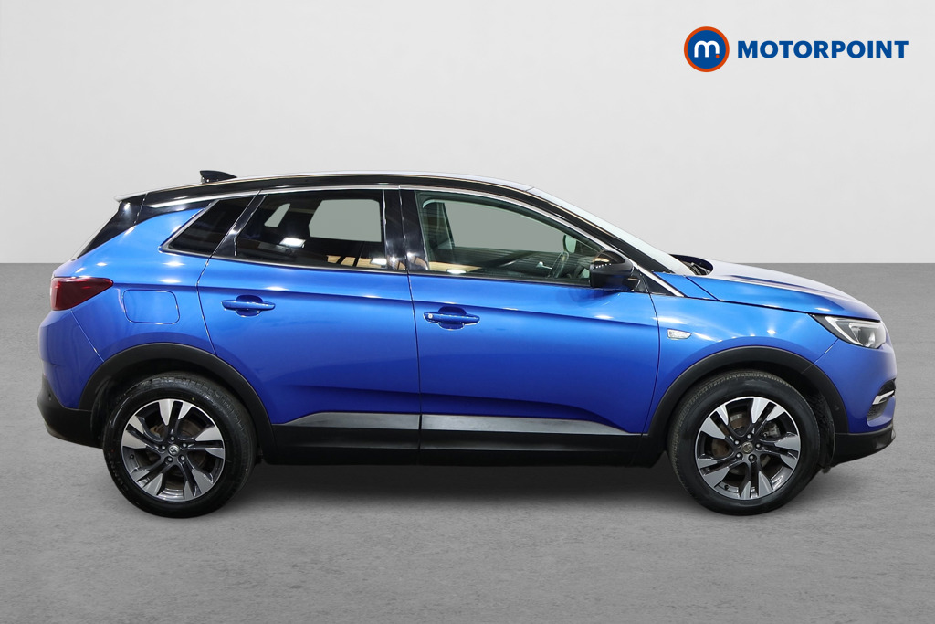 Vauxhall Grandland X Griffin Manual Diesel SUV - Stock Number (1547587) - Drivers side