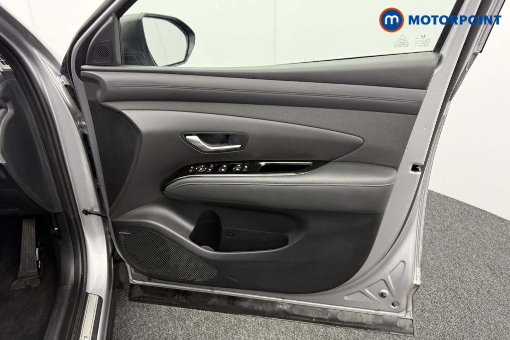 Hyundai Tucson Premium Manual Petrol SUV - Stock Number (1547624) - 16th supplementary image