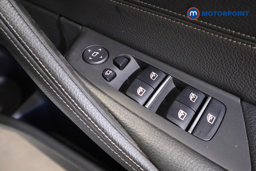 BMW 5 Series M Sport Automatic Petrol Plug-In Hybrid Estate - Stock Number (1547725) - 13th supplementary image