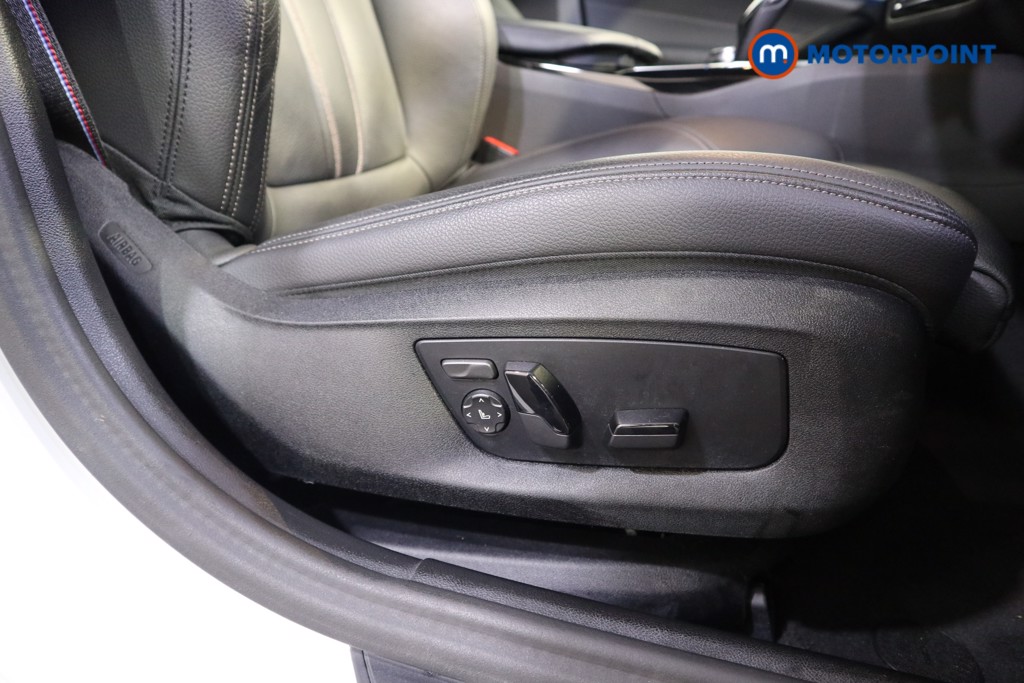 BMW 5 Series M Sport Automatic Petrol Plug-In Hybrid Estate - Stock Number (1547725) - 15th supplementary image