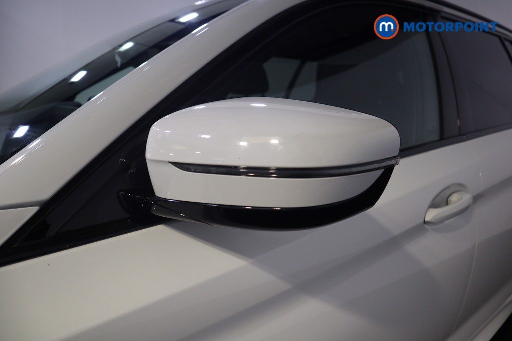 BMW 5 Series M Sport Automatic Petrol Plug-In Hybrid Estate - Stock Number (1547725) - 30th supplementary image