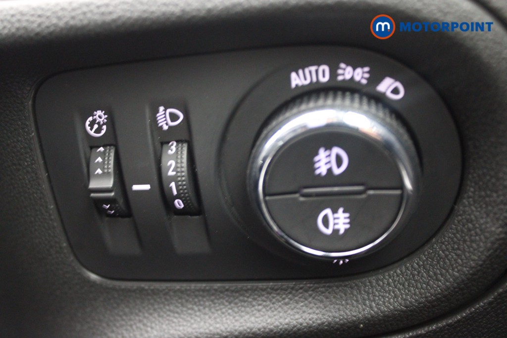 Vauxhall Grandland X Sri Nav Manual Petrol SUV - Stock Number (1548200) - 14th supplementary image