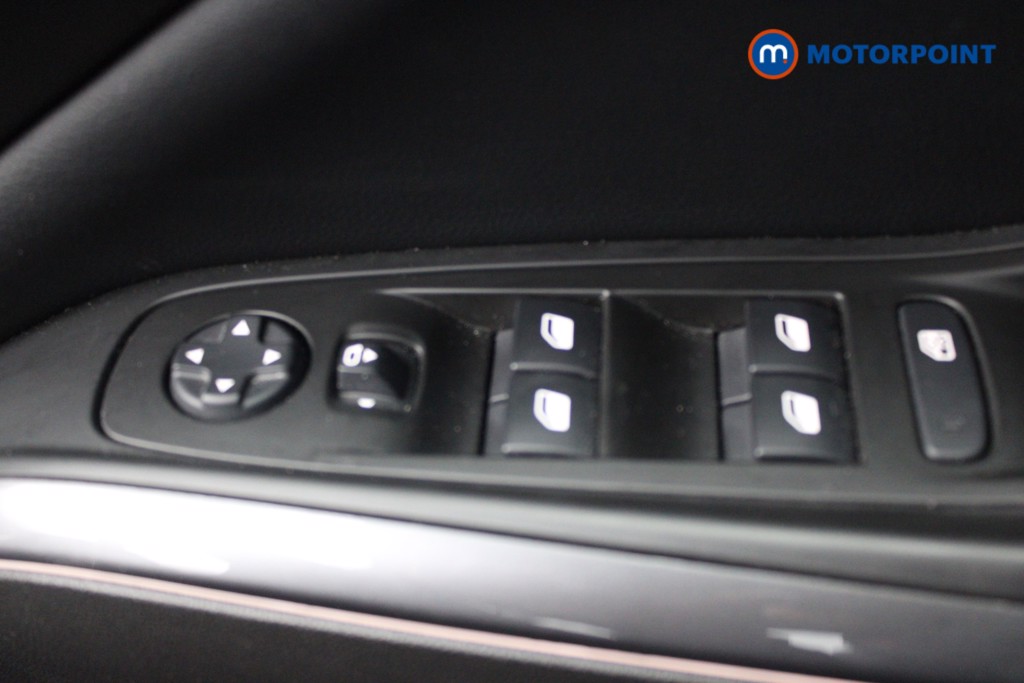 Vauxhall Grandland X Sri Nav Manual Petrol SUV - Stock Number (1548200) - 16th supplementary image