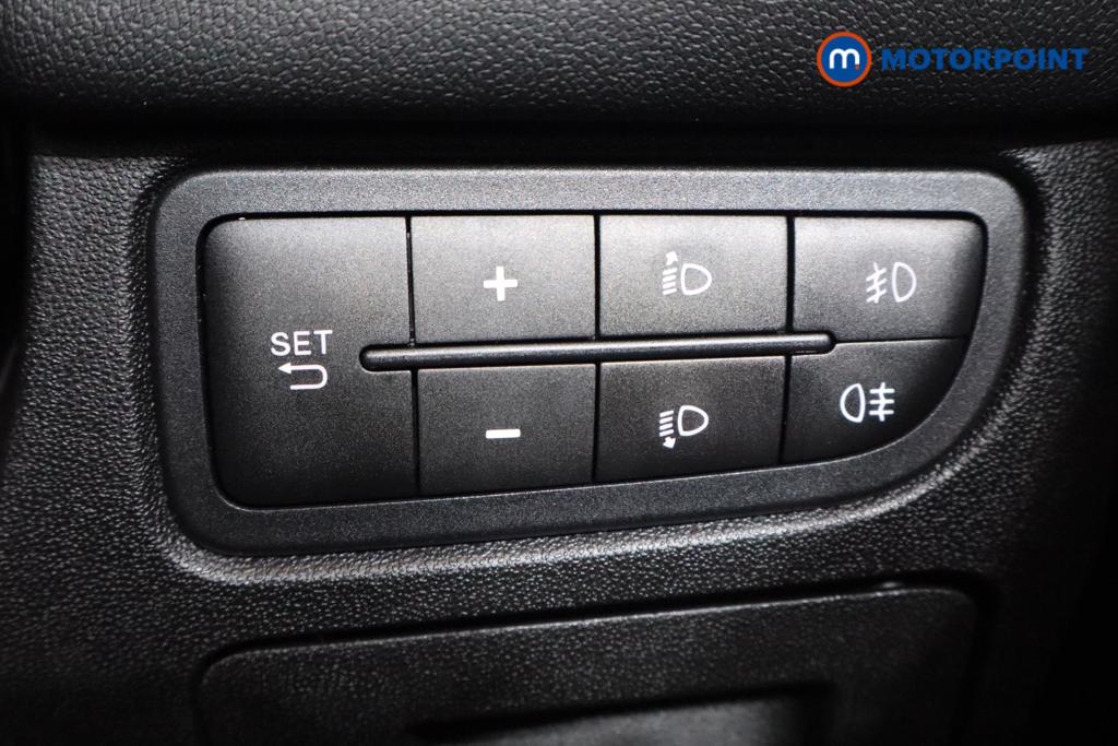 Fiat Punto Easy-Plus Manual Petrol Hatchback - Stock Number (1548606) - 9th supplementary image