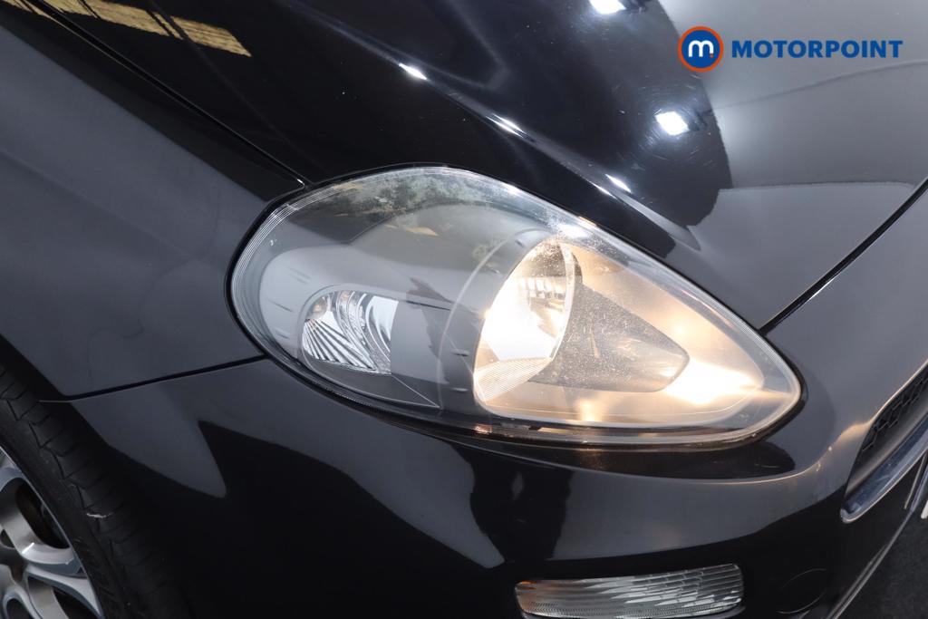 Fiat Punto Easy-Plus Manual Petrol Hatchback - Stock Number (1548606) - 11th supplementary image