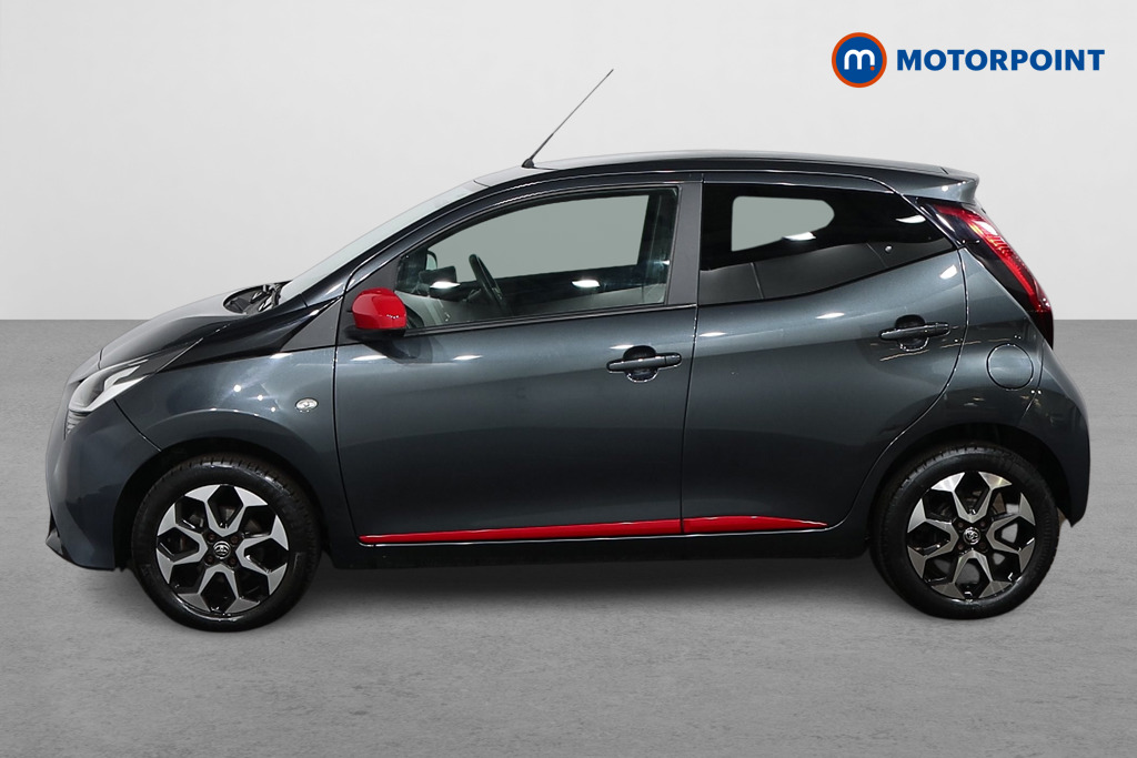 Toyota Aygo X-Trend Manual Petrol Hatchback - Stock Number (1548632) - Passenger side