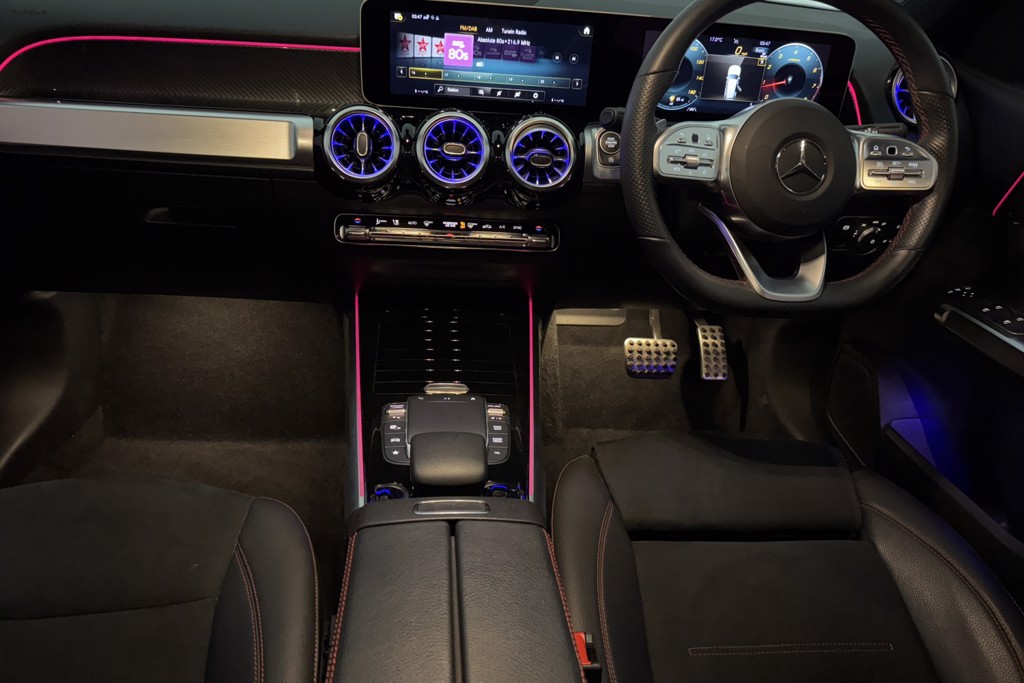 Mercedes-Benz GLB Amg Line Automatic Petrol SUV - Stock Number (1548992) - 8th supplementary image