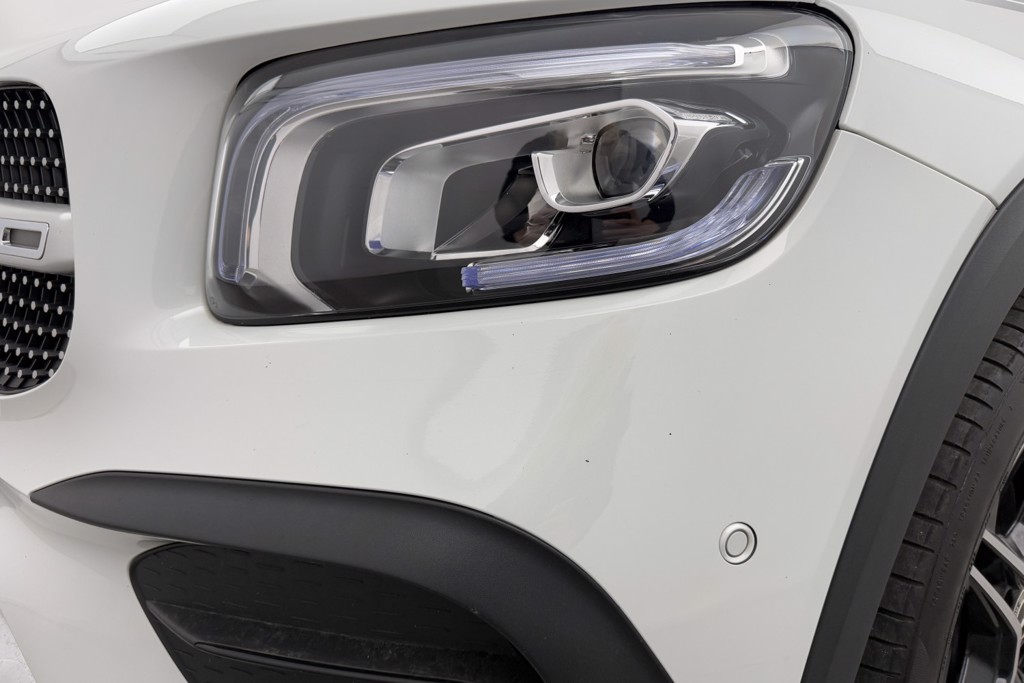 Mercedes-Benz GLB Amg Line Automatic Petrol SUV - Stock Number (1548992) - 17th supplementary image