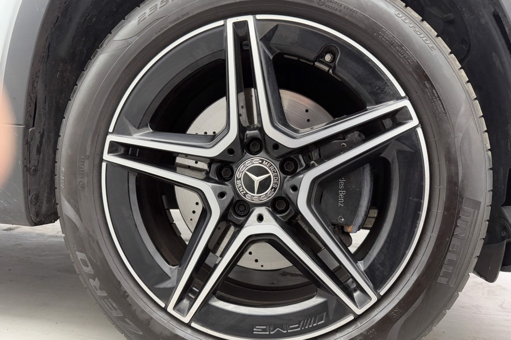 Mercedes-Benz GLB Amg Line Automatic Petrol SUV - Stock Number (1548992) - 21st supplementary image