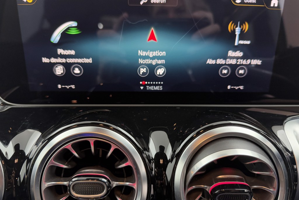 Mercedes-Benz GLB Amg Line Automatic Petrol SUV - Stock Number (1548992) - 26th supplementary image