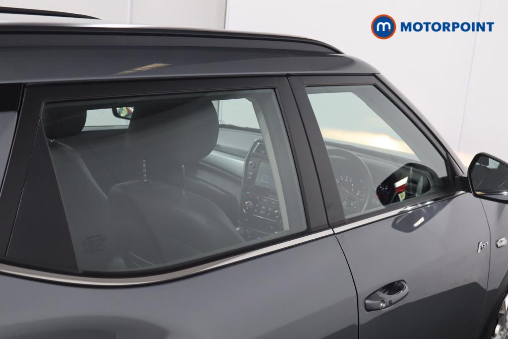 Ssangyong Tivoli Ventura Manual Petrol SUV - Stock Number (1549264) - 25th supplementary image