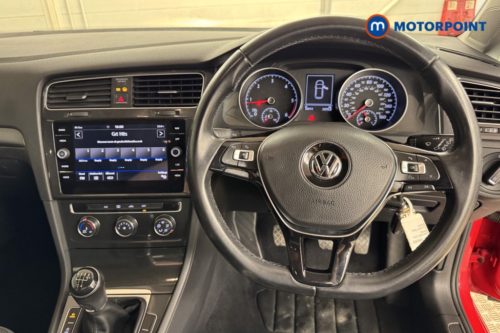 Volkswagen Golf SE Manual Diesel Hatchback - Stock Number (1549423) - 1st supplementary image