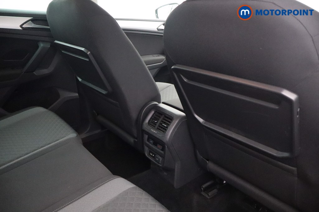 Volkswagen Tiguan Match Manual Petrol SUV - Stock Number (1549478) - 17th supplementary image
