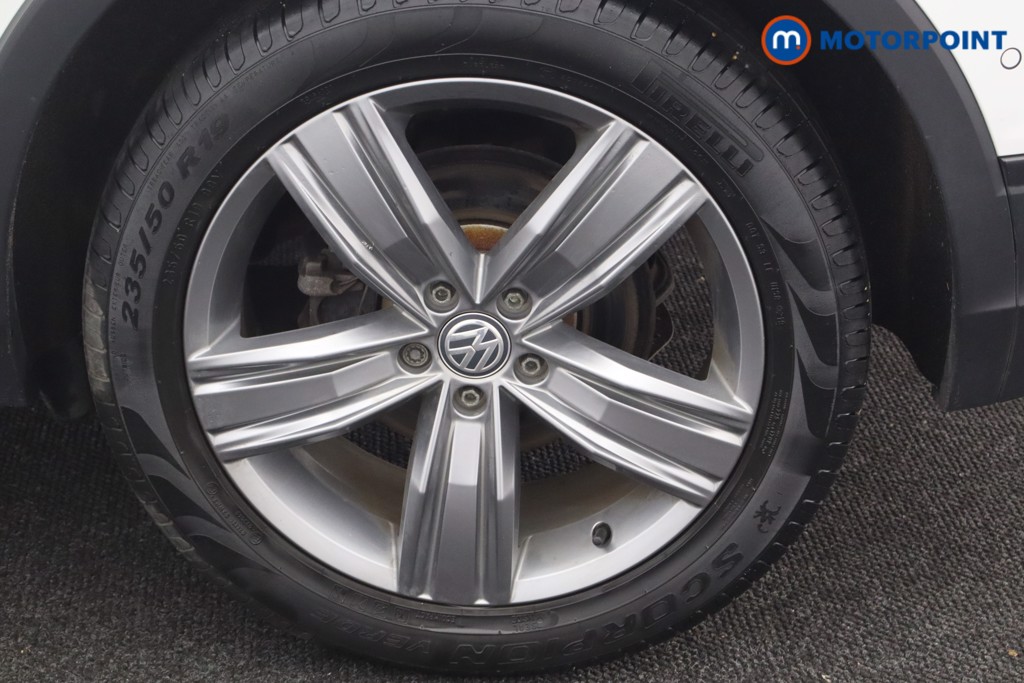 Volkswagen Tiguan Match Manual Petrol SUV - Stock Number (1549478) - 22nd supplementary image