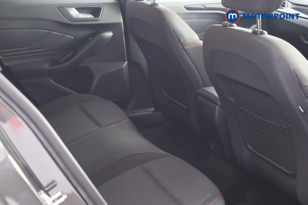 Ford Focus St-Line Edition Manual Petrol-Electric Hybrid Hatchback - Stock Number (1549925) - 5th supplementary image