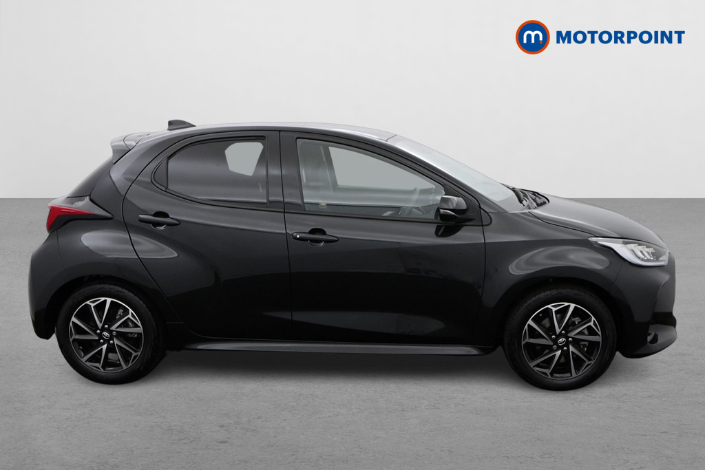 Toyota Yaris Design Automatic Petrol-Electric Hybrid Hatchback - Stock Number (1549974) - Drivers side