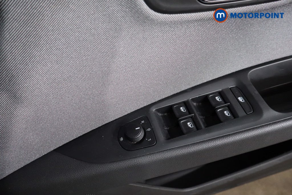 Seat Leon Se Dynamic Manual Petrol Hatchback - Stock Number (1549996) - 18th supplementary image